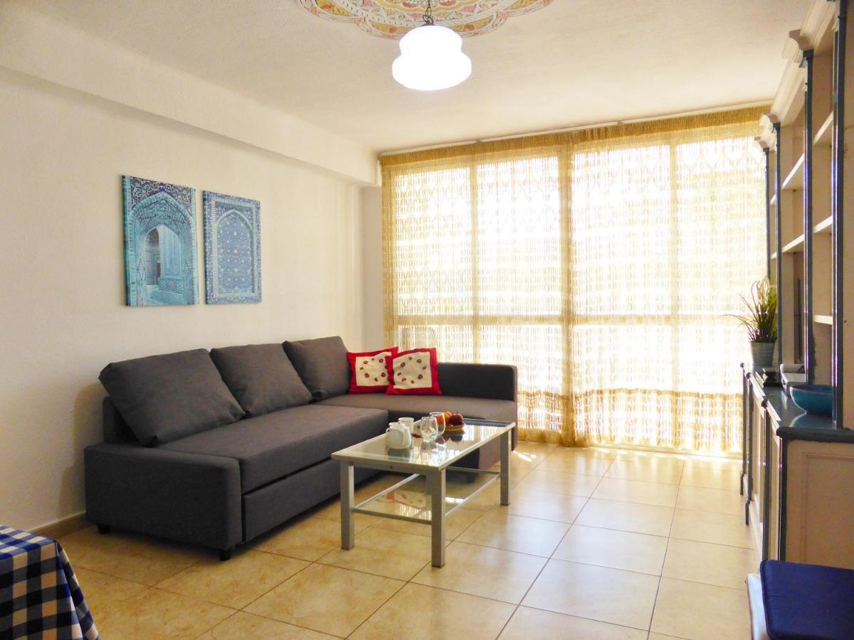 Apartamentos Dms 039 Jardines 萨洛 外观 照片